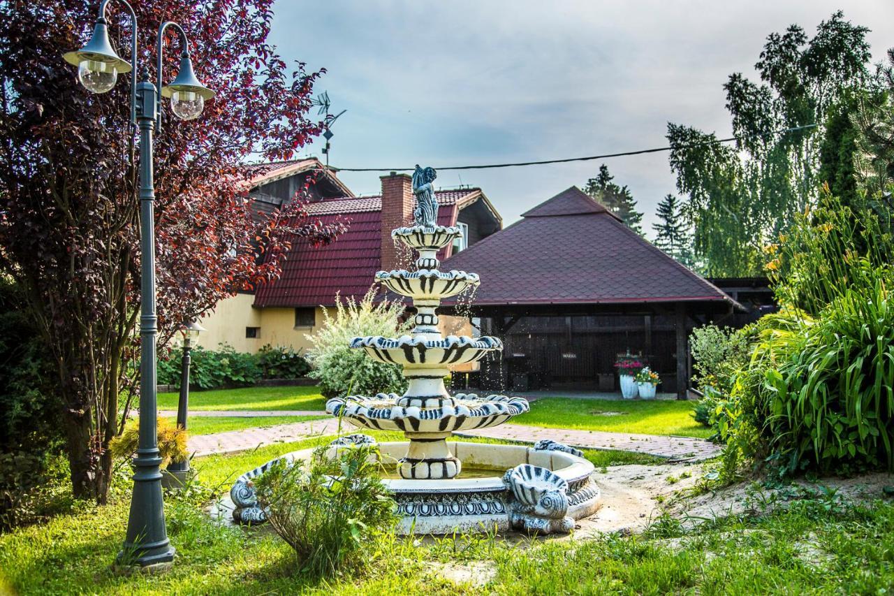 Zajazd Pod Gwiazdami Hotel Lublin Exterior foto